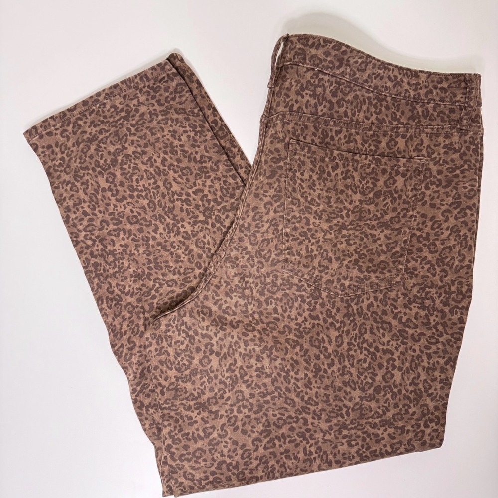 Terra & Sky Straight Leg Jeans Womens 20W Brown NWT Leopard Print High Rise